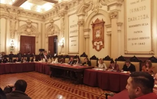 Conflictos al interior de Morena, casi dejan sin luz a la capital poblana