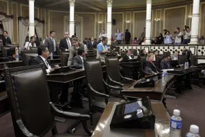 Por unanimidad diputados avalan que Congreso fije tarifas del agua