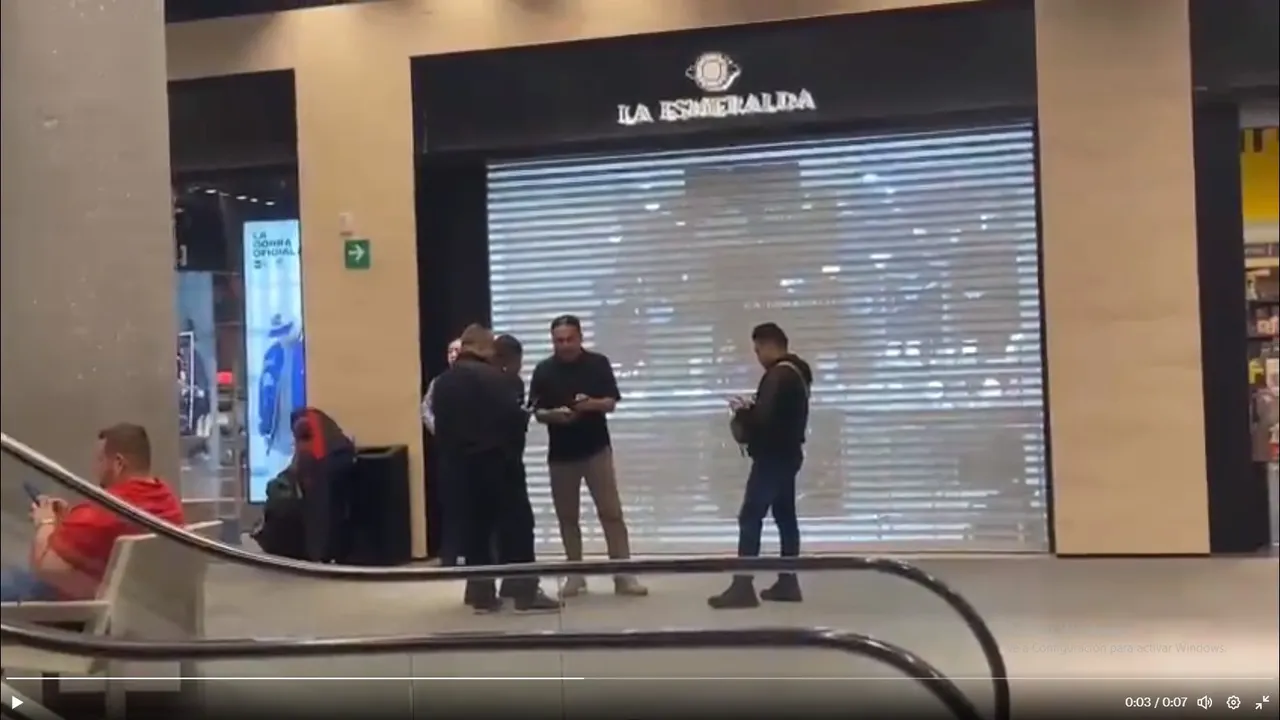 Reportan nuevo robo en joyería de plaza Parque Tepeyac, en CDMX