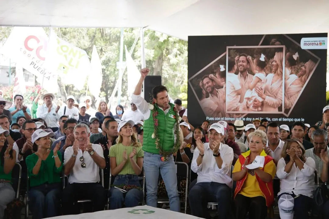 Tony Gali Lopez Distrito 9