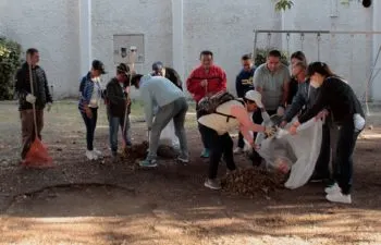 Issstep realiza jornada comunitaria en el parque Enrique Benítez de Huexotitla