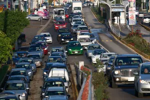 Conoce los cierres viales y vías alternas para este martes