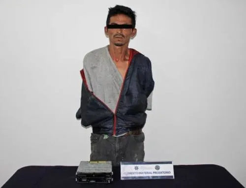Detuvo Seguridad Pública municipal de Puebla a persona por robo a interior de vehículo