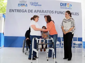 López de Gali entrega más apoyos a la población en situación vulnerable