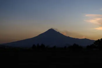 Volcán Popocatépetl registró 49 exhalaciones en las últimas horas: Cenapred