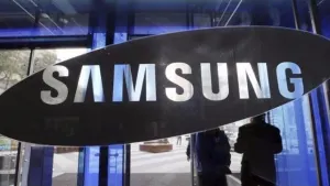 Samsung podría lanzar un smartphone con pantalla flexible en enero de 2016