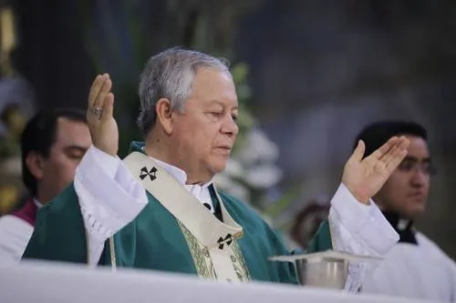 Llama arzobispo a los feligreses a vivir en humildad y cercanos a Cristo