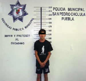 Por presuntos delitos contra la salud, actúa policía de San Pedro Cholula