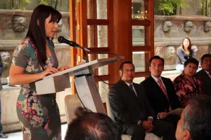 Priismo poblano arropa reforma energética