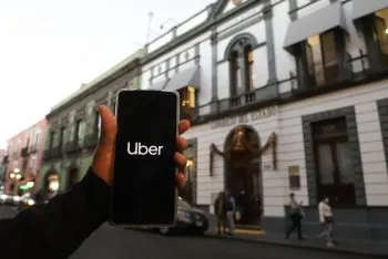 Emprenderá Barbosa pelea legal contra Uber para evitar cobros abusivos