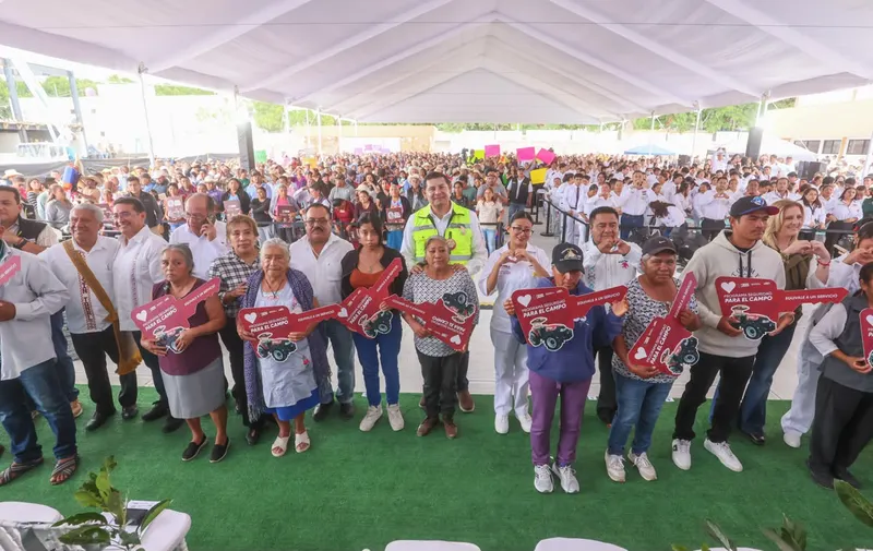 Puebla fortalece producción del campo con mil 800 equipos agrícolas y apoyos a comunidades
