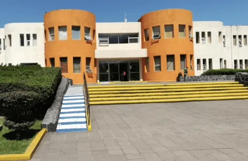 Exigen empleados del IMSS sanciones contra directivos, por muerte de trabajadora
