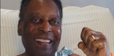 Pelé recibe el alta médica