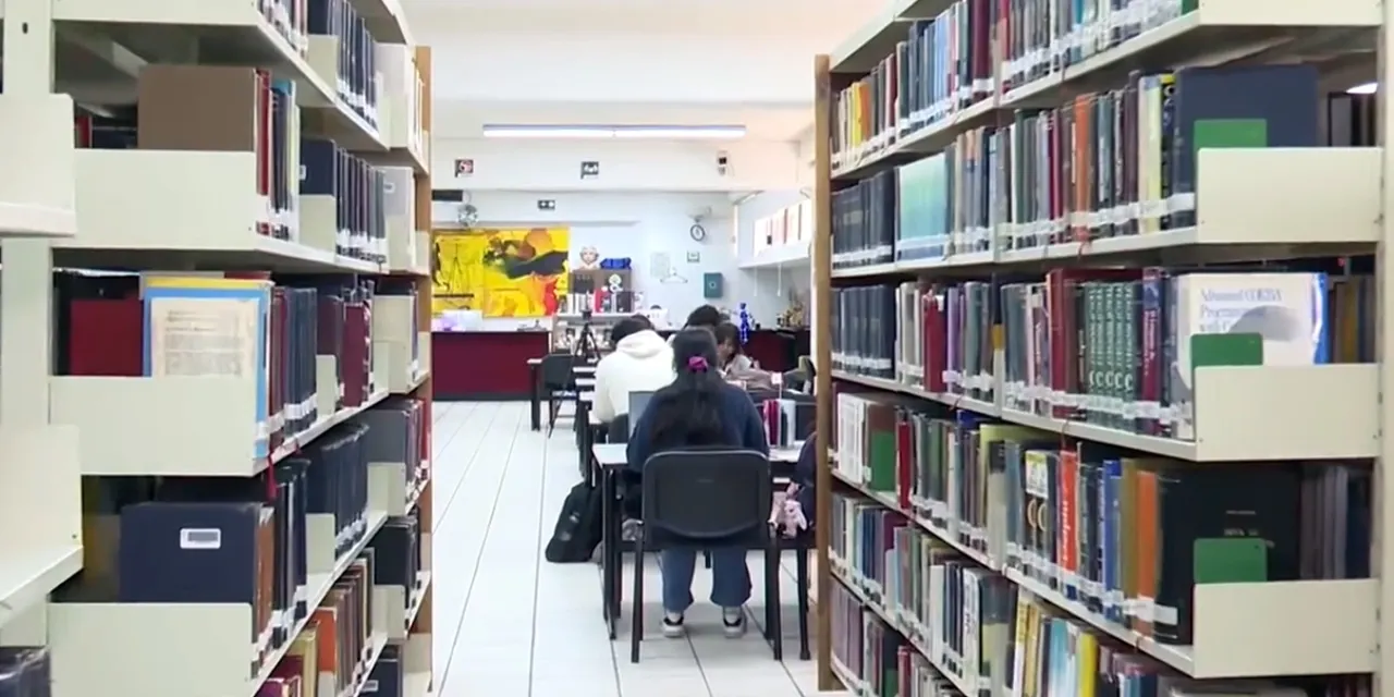 Biblioteca Nicolás Copérnico