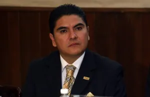 Afectan informales 30% de las ventas del comercio establecido