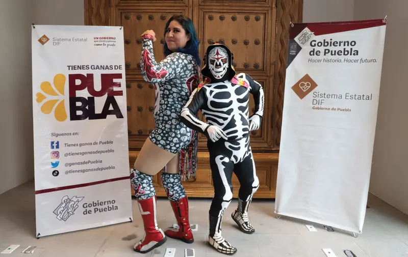 Lucha libre con causa, ayudemos a escuchar