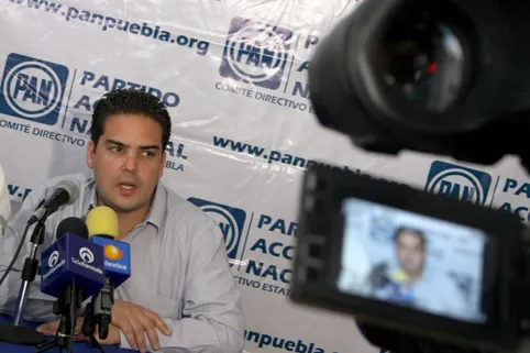 PAN sí impugnará la reforma electoral: Mondragón