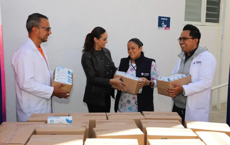 Entrega de jeringas de insulina