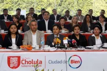 Espinosa advierte a Lola Parra: No se permitirán conductas que dañen al municipio