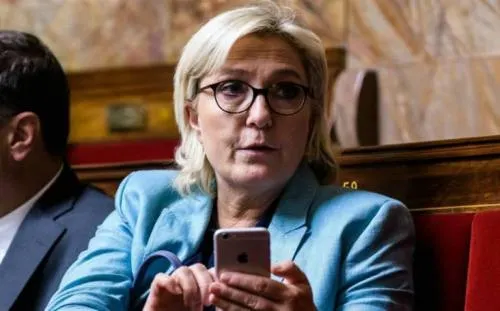 Líder ultraderechista francesa Marine Le Pen, imputada por publicar fotos del Estado Islámico