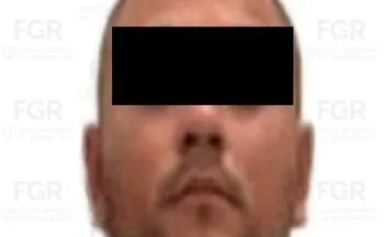 FGR reaprehende a hombre en Puebla por portación de arma sin licencia y posesión de metanfetamina