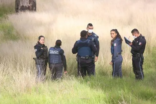 Célula de narcomenudistas se adjudica asesinato de las dos personas halladas en Puebla y Huejotzingo