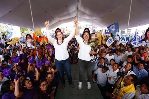 La Traición de Genoveva a Martha Erika