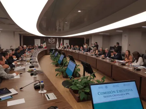 Asiste FOVISSSTE a más de 6 mil viviendas afectadas por los sismos