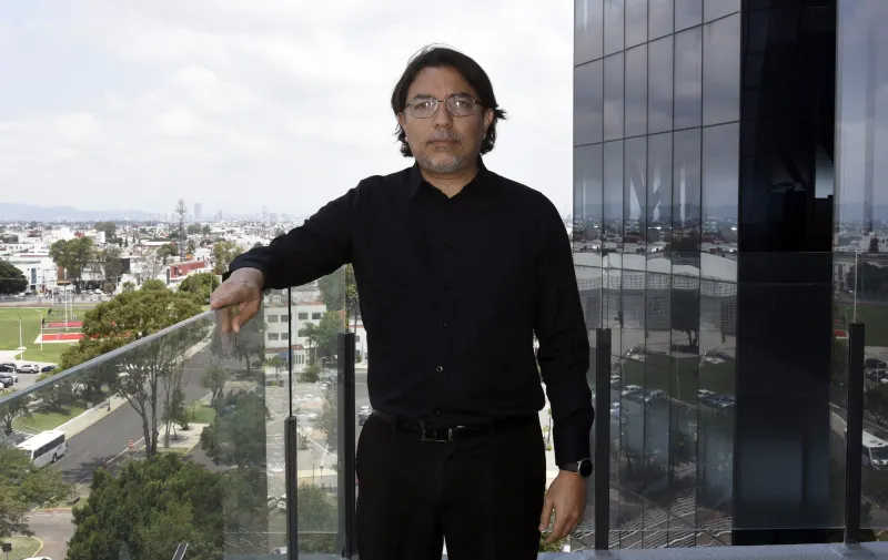 BUAP analiza el impacto de las redes sociales y los riesgos de la desinformación