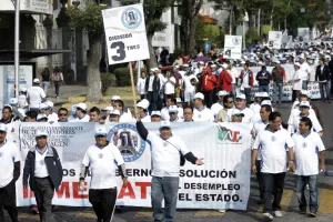 Demandan salarios dignos en el Día del Trabajo en Puebla