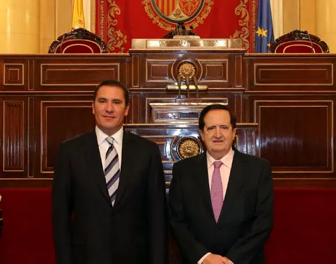 Se reúne Moreno Valle con integrantes del Senado español