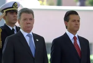 Presidente recibe a Ejecutivo de Colombia en Campo Marte