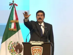Javier Corral rinde protesta como gobernador de Chihuahua