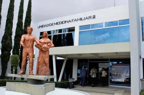 Invita ISSSTEP a acudir a Unidades de Medicina Familiar solo en caso necesario