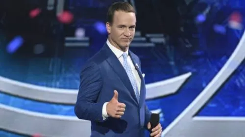 Peyton Manning recibe un homenaje de la ciudad de Indianápolis
