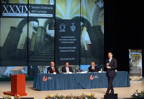 Gobiernos deben aprovechar capacidad de universidades públicas: RMV