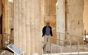 Obama disfruta de un paseo personalizado por la Acrópolis