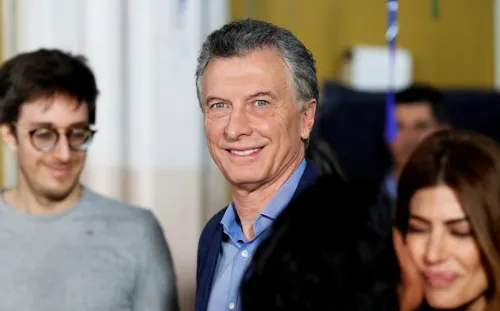Macri pide elecciones libres y justas para resolver la crisis de Bolivia