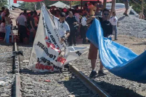 CNTE acuerda regresar a clases en Michoacán, retomarán labores este lunes