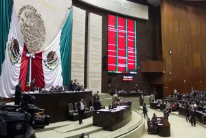 PAN llama a dar vuelta a escándalos de legisladores