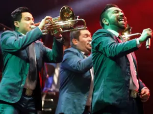 Reportan intento de asalto a camión de El Recodo