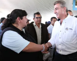 Tony Gali cumple compromiso con productores agrícolas