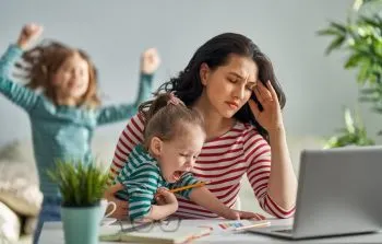 ¿Maternidad agobiante? No eres tú, es la pandemia