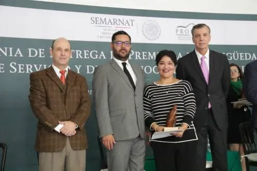 Entrega Profepa a servidores públicos premio de antigüedad y reconocimiento al Mérito 2018