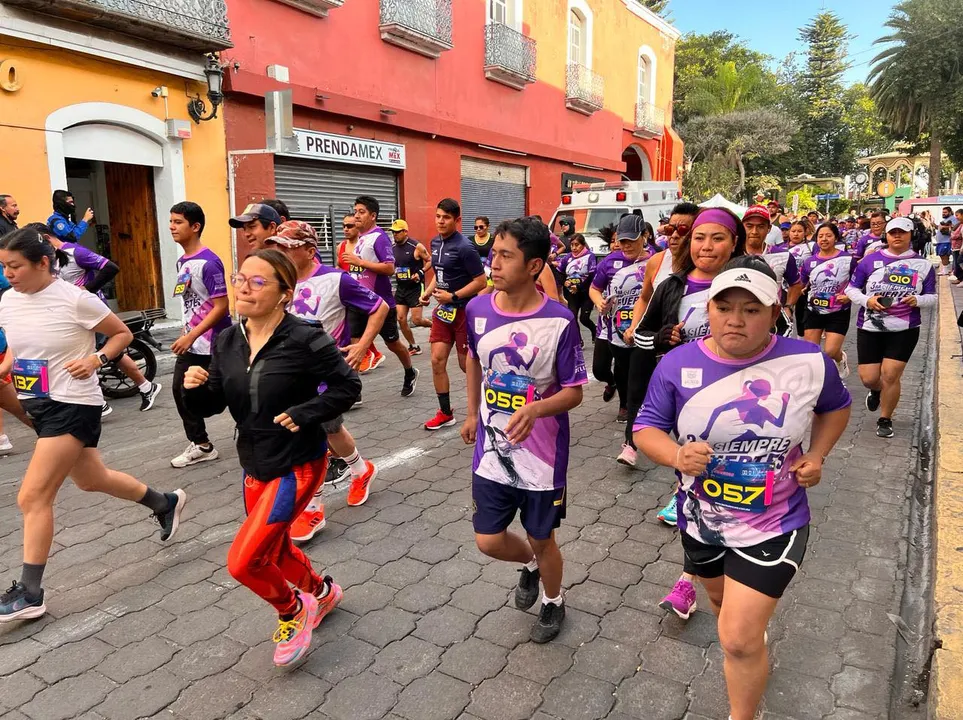 Carrera “Siempre Fuertes”