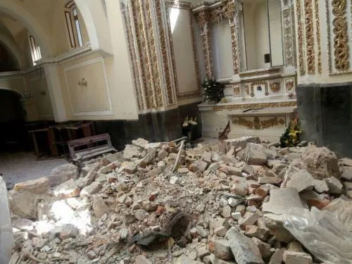 Sismo causa daños en edificios e iglesias de San Pedro Cholula