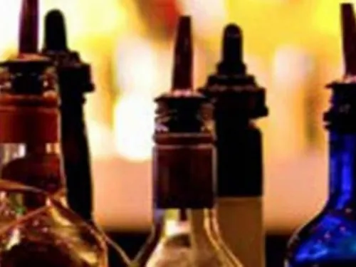 Mueren 16 personas por tomar alcohol adulterado en Guerrero
