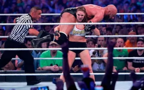 La WWE suspende actividades al detectar dos casos de Covid-19