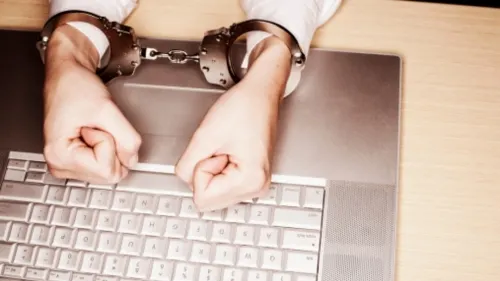 Facebook, Twitter y Google adoptan medidas contra el abuso infantil