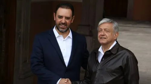 AMLO propone pagar mejor a los campesinos para evitar siembra de droga